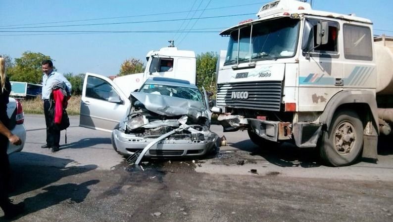 Accidente Frontal Con Suerte En La Ruta 188 Hay Heridos Leves